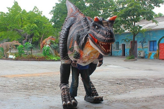 Oddychający realistyczny kostium dinozaura, lekki realistyczny kostium Carnotaurus