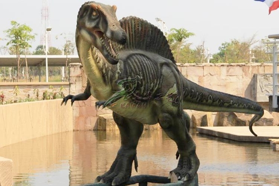 Słońce naturalnej wielkości dinozaura Statua dinozaura Spinozaur Rzeźba trawnika dinozaura