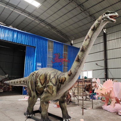 Animatroniczny realistyczny dinozaur Brontosaurus